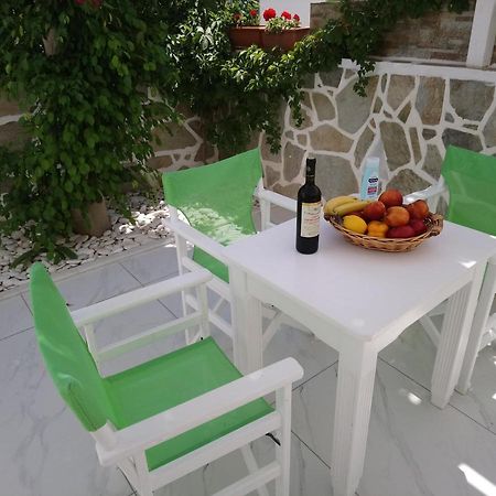 Nicolas Antiparos Town Екстериор снимка