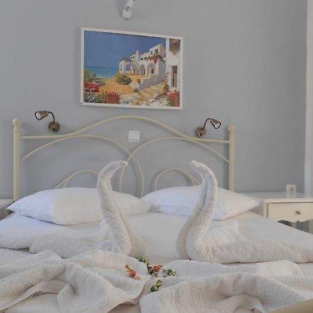 Nicolas Antiparos Town Екстериор снимка