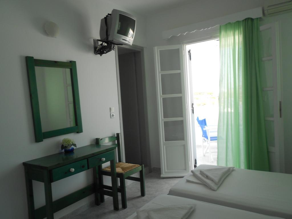 Nicolas Antiparos Town Екстериор снимка