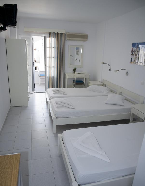 Nicolas Antiparos Town Екстериор снимка