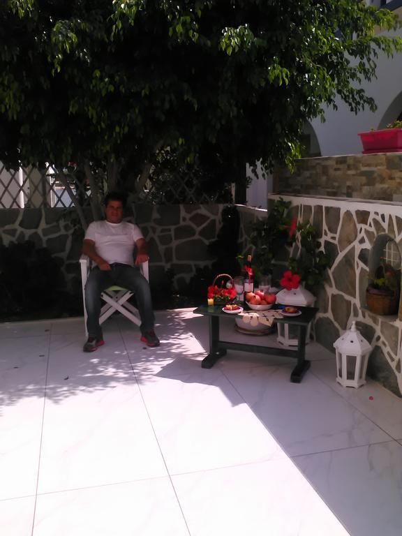 Nicolas Antiparos Town Екстериор снимка