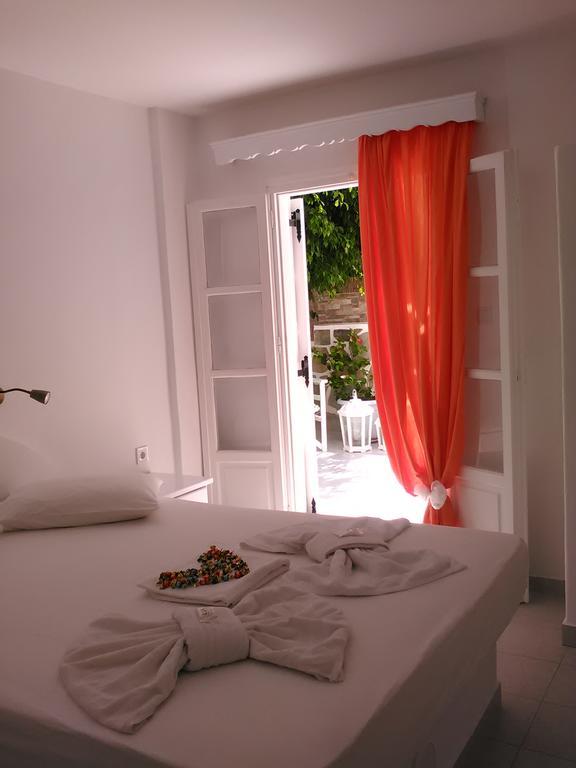 Nicolas Antiparos Town Екстериор снимка