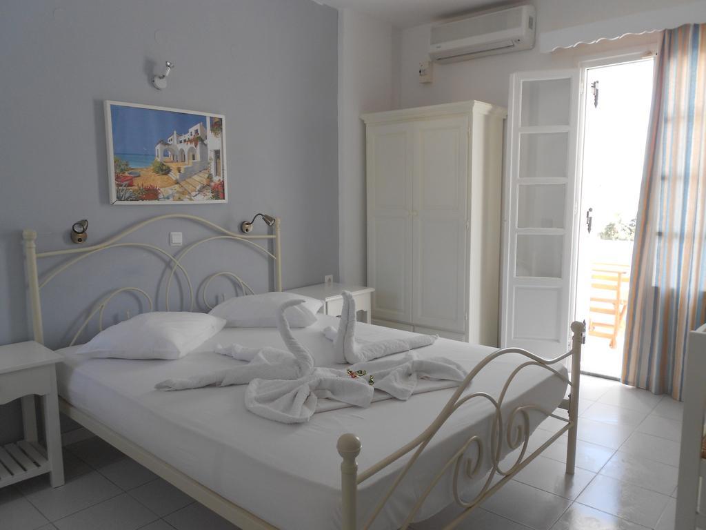 Nicolas Antiparos Town Екстериор снимка