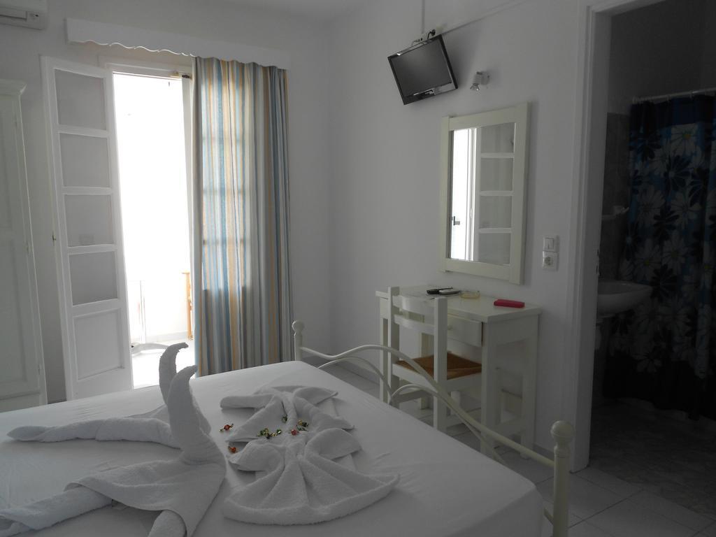 Nicolas Antiparos Town Екстериор снимка