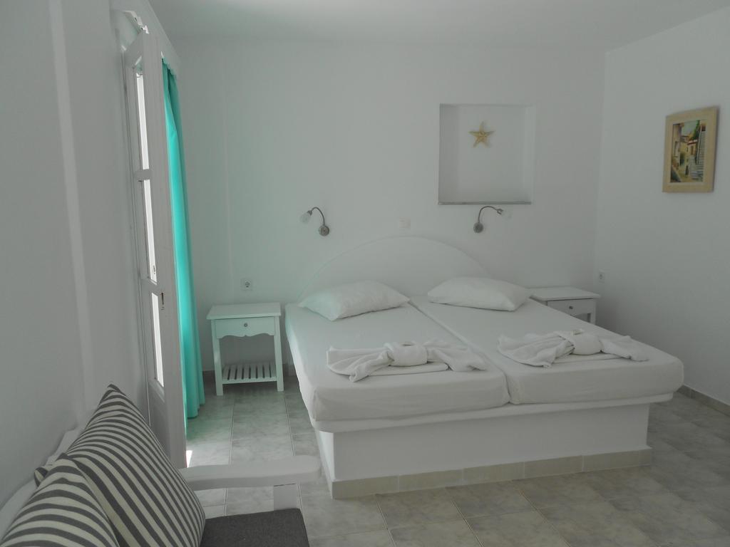 Nicolas Antiparos Town Екстериор снимка